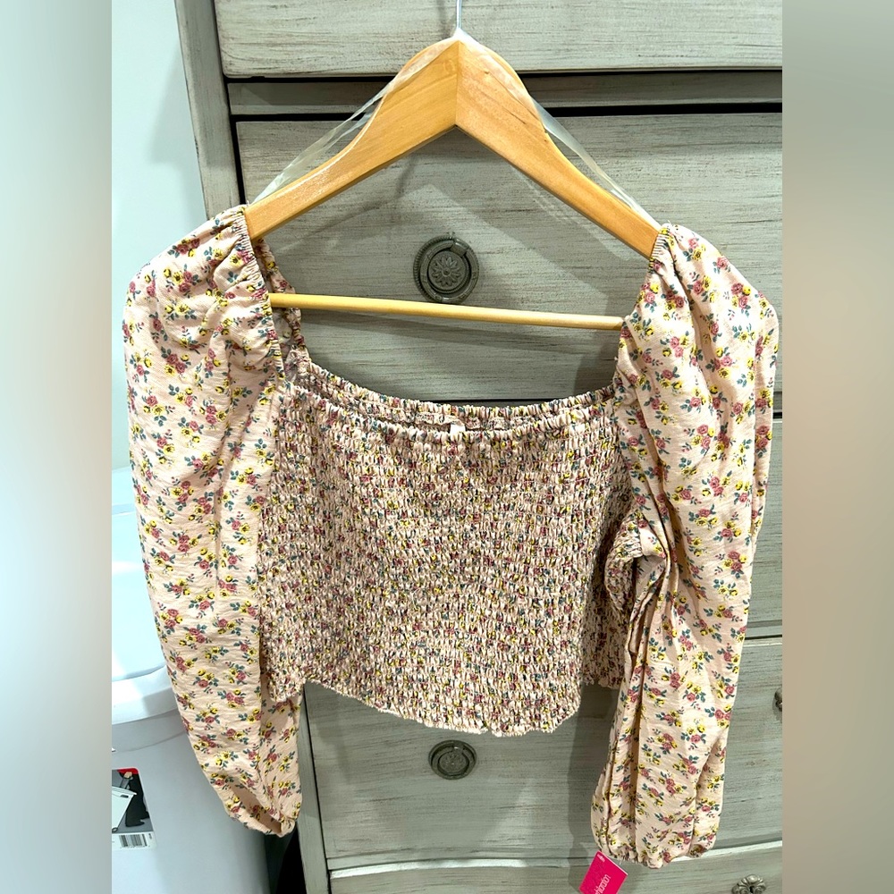 Brand new summer top